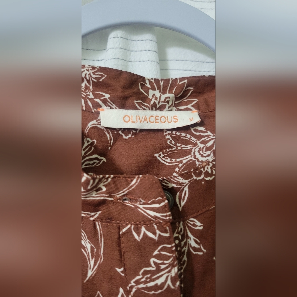 Olivaceus Floral Bohemian Top 100% Cotton Size M NWOT - Picture 4 of 5